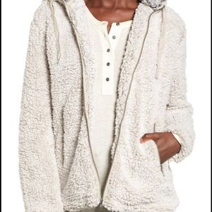 ISO thread and supply hooded jacket in this color!